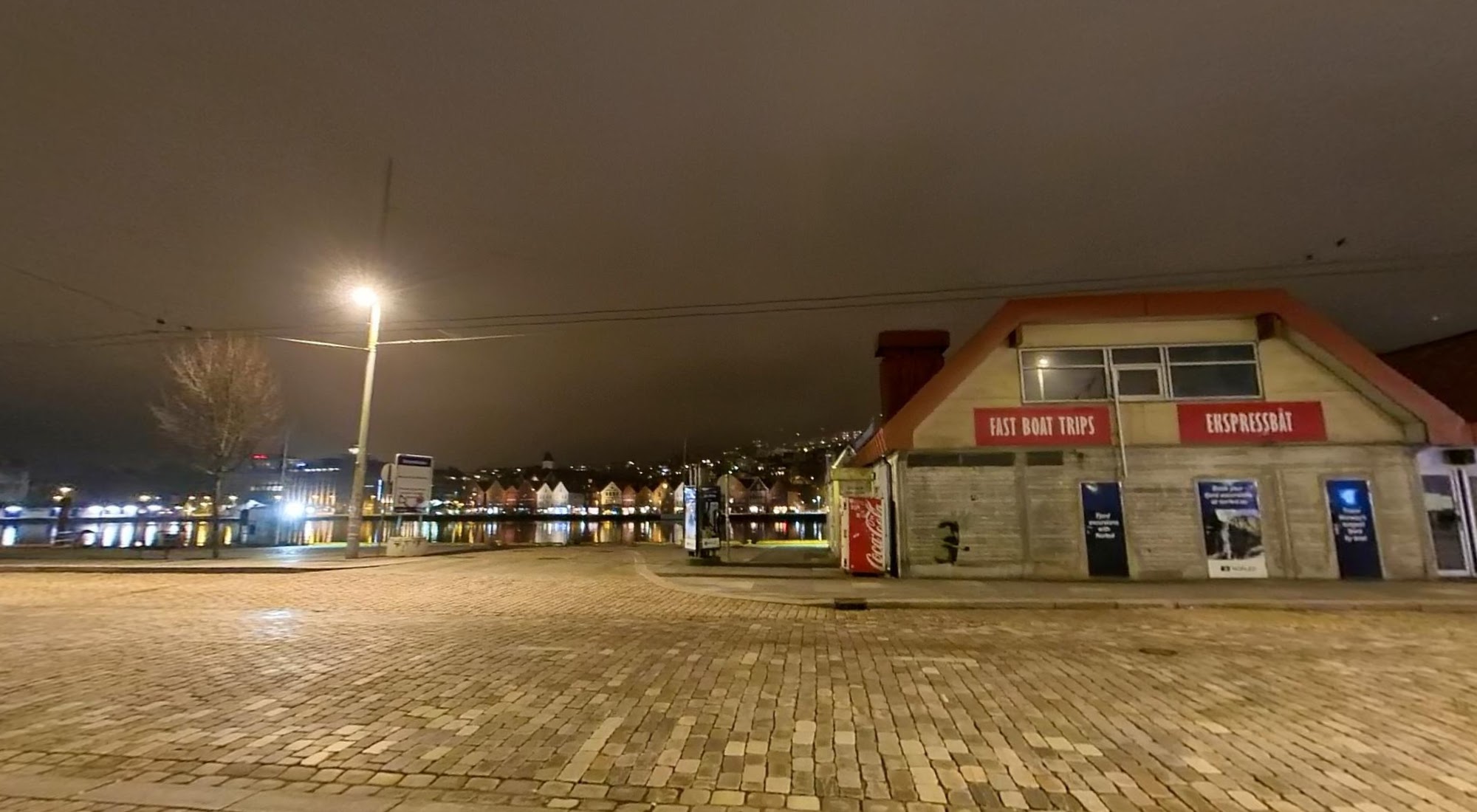Varanasi Indisk Restaurant & Bar